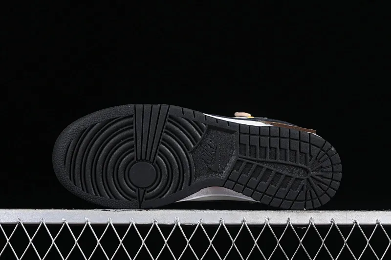All Categories Nk SB Dunk Series Nk SB Dunk Low Low-top Sneakers Nk Dunk Low Panda Prank Jungle Crossing Overcoming Troubles Black Mamba Snake Print SB Strap Low-top Casual Sneakers DV0831-002